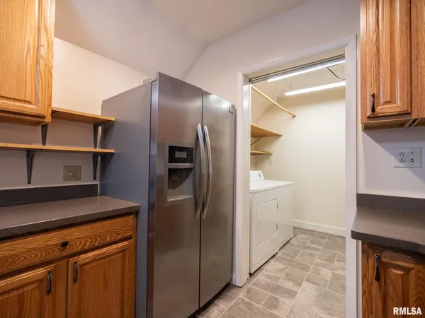 $239,900 | 1704 East Terrace View Lane, Peoria Heights, IL 61616