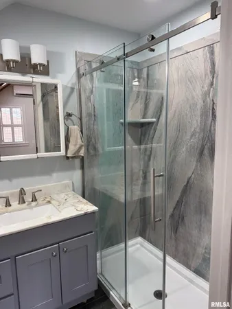 $239,900 | 1704 East Terrace View Lane, Peoria Heights, IL 61616