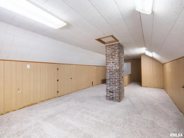 $239,900 | 1704 East Terrace View Lane, Peoria Heights, IL 61616