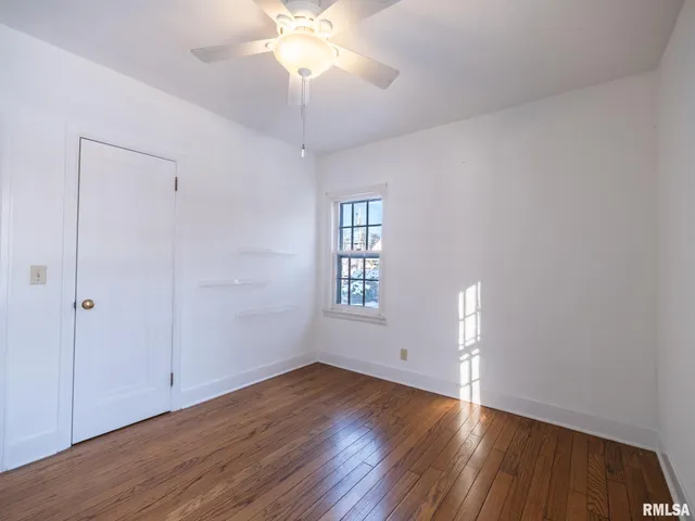 $259,900 | 1704 East Terrace View Lane, Peoria Heights, IL 61616