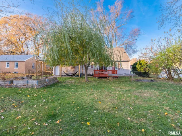 $269,000 | 1704 East Terrace View Lane, Peoria Heights, IL 61616