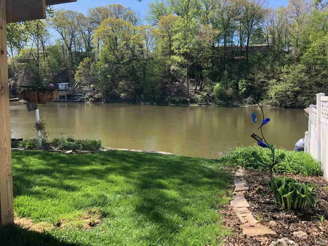 $675 | 1140 North Diamond Point Court, Monticello, IN 47960