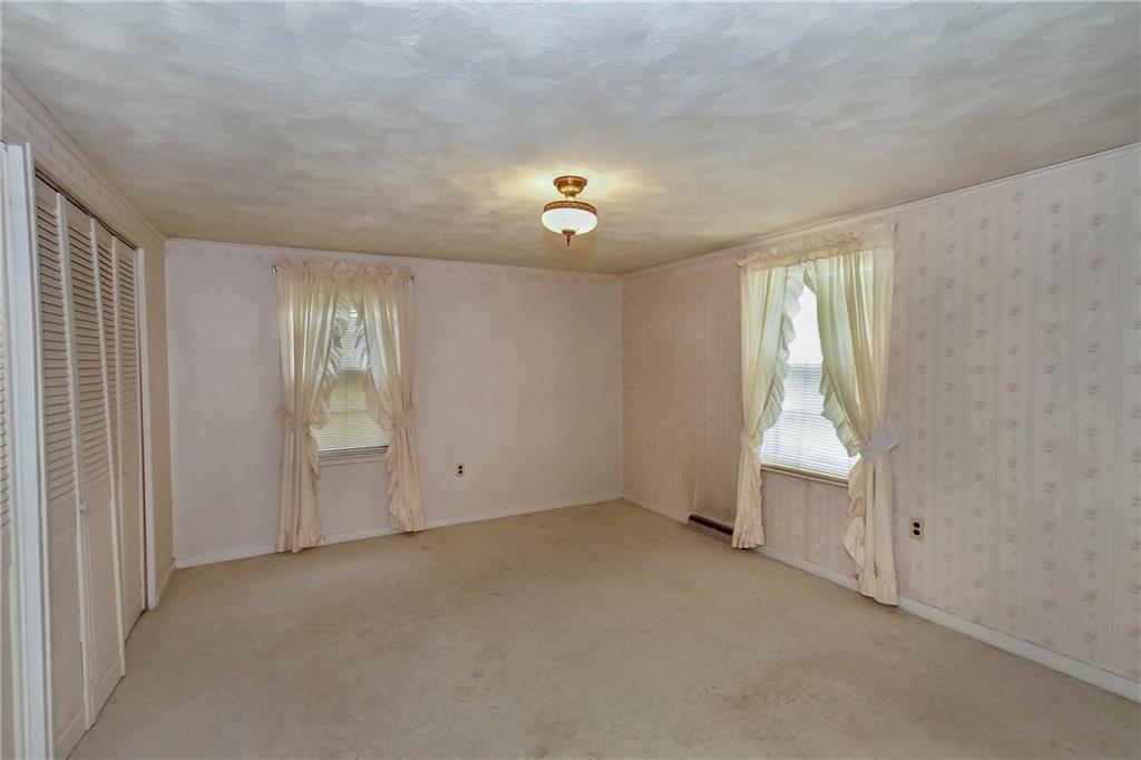 2672 Morgantown Road Uniontown, PA 15401 - Photo 5 of 10