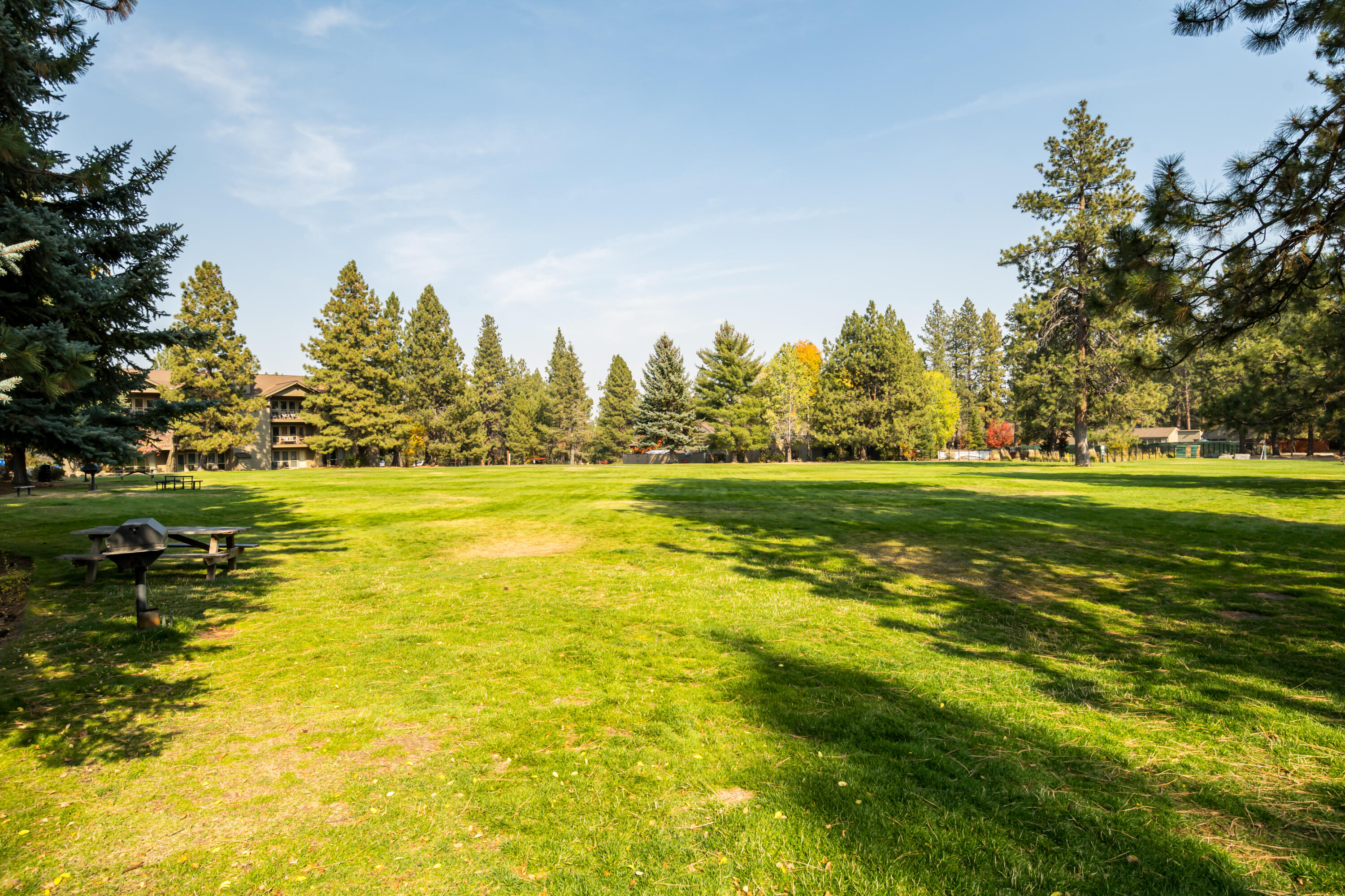 18575 Southwest Century Drive, Unit 1635 Bend, OR 97702 - Photo 21 of 23 JH5_9792