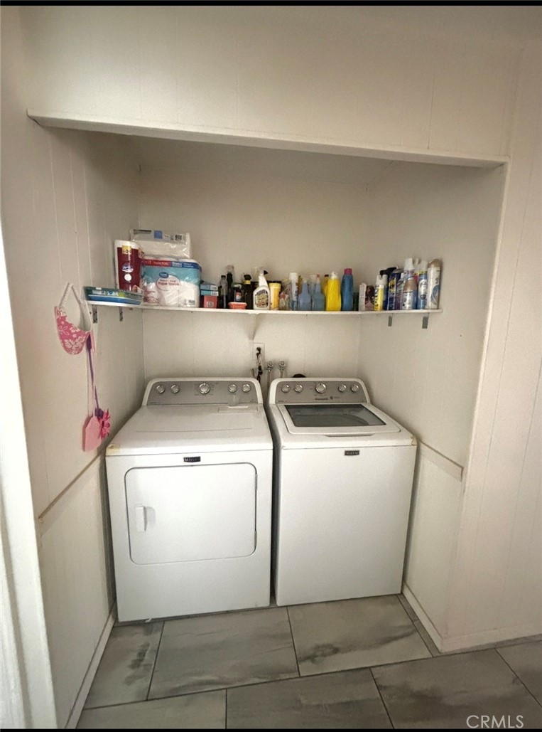 31130 South General Kearny Road, Unit 18 Temecula, CA 92591 - Photo 19 of 32 Laundry room
