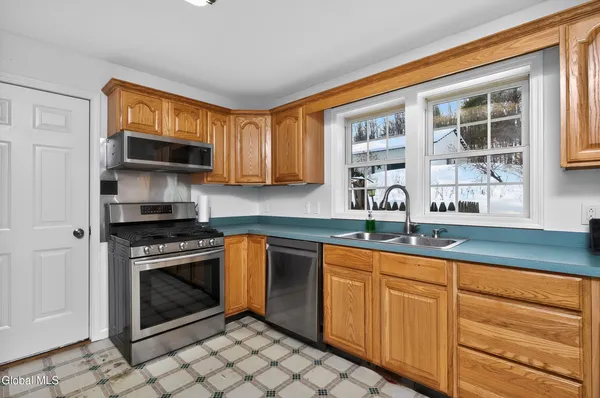 $455,000 | 527 Babcock Lake Road, Petersburgh, NY 12138