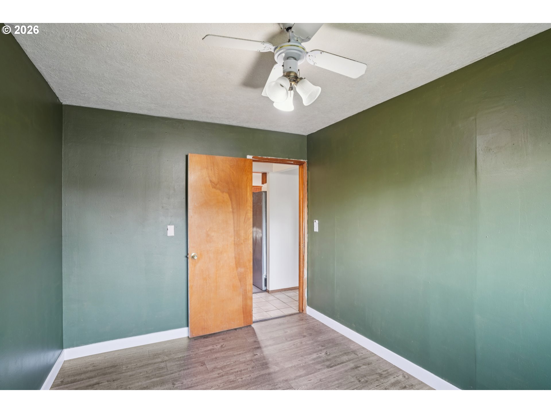 2530 Southeast 190th Avenue Gresham, OR 97030 - Photo 14 of 35 a view of an empty room