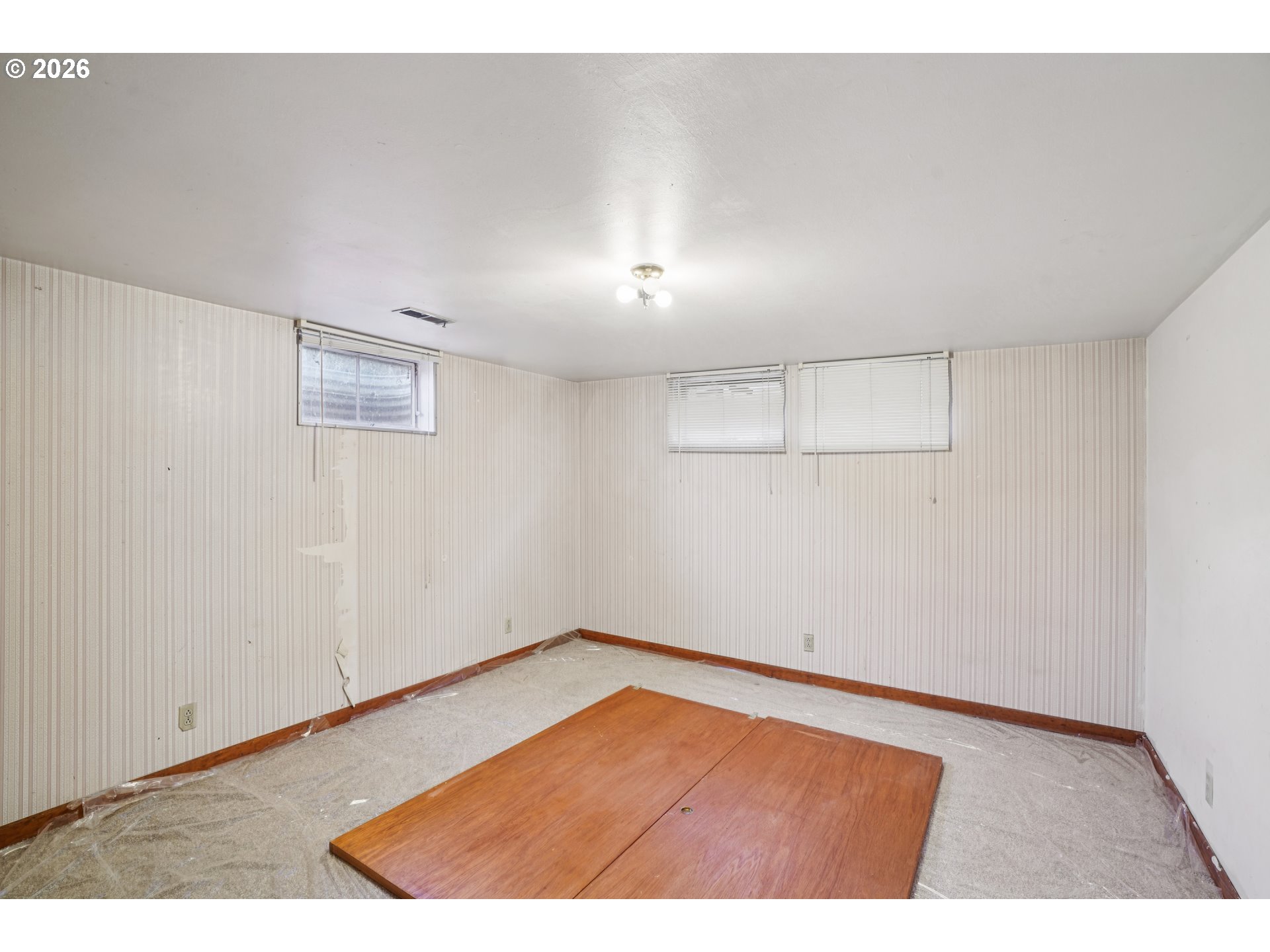 2530 Southeast 190th Avenue Gresham, OR 97030 - Photo 26 of 35 a view of an empty room