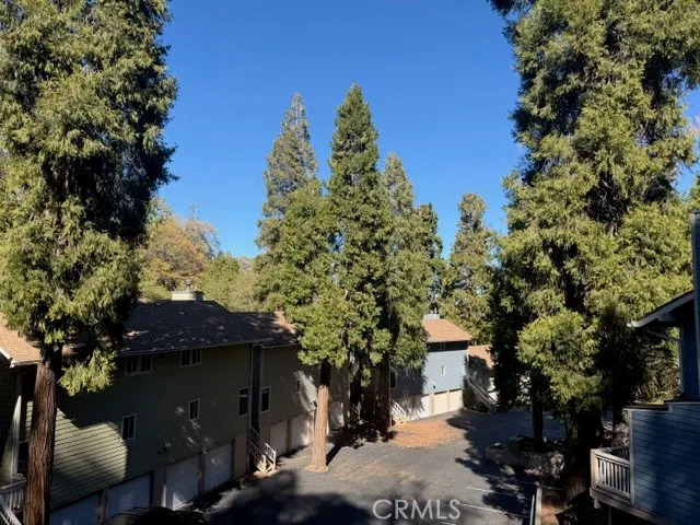 $2,250 | 301 Canyon Crest Lane, Lake Arrowhead, CA 92352