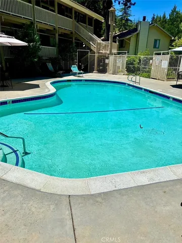 $2,250 | 301 Canyon Crest Lane, Lake Arrowhead, CA 92352