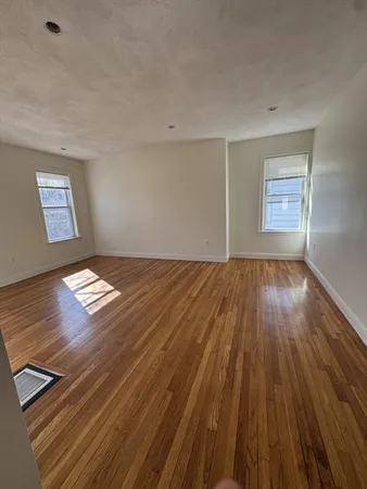 $4,400 | 382 Salem Street, Unit 2, Medford, MA 02155