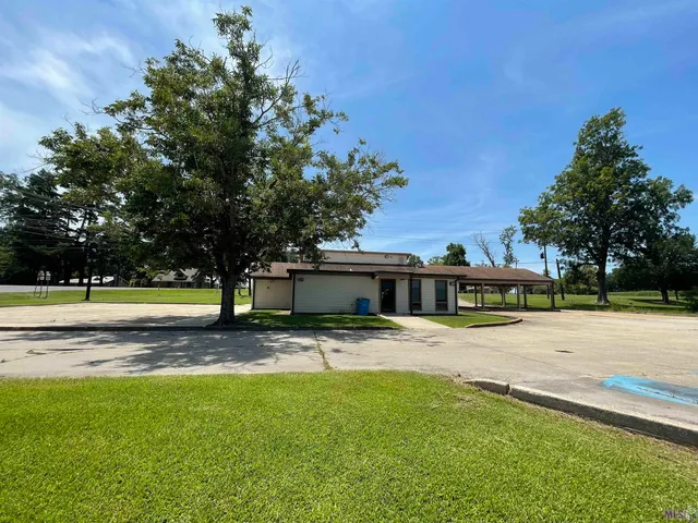 $1,375 | 12369 La Highway, Jarreau, LA 70749