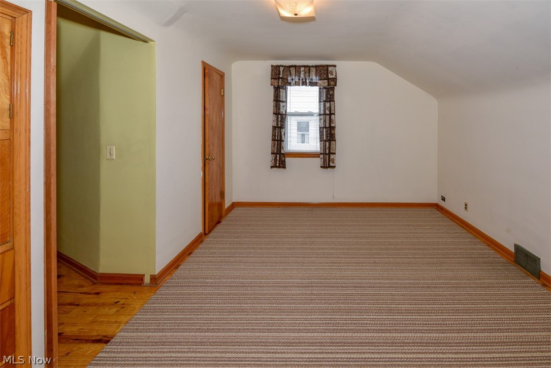 6308 Ackley Road Parma, OH 44129 - Photo 25 of 34