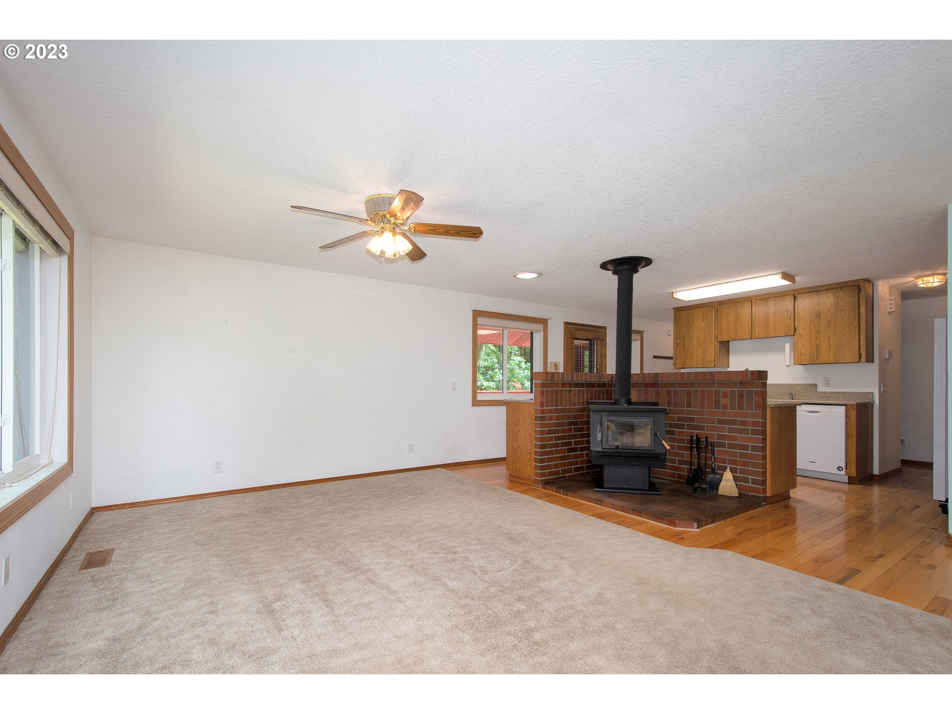 29210 Dutch Canyon Road Scappoose, OR 97056 - Photo 8 of 47 Gallery Image 8