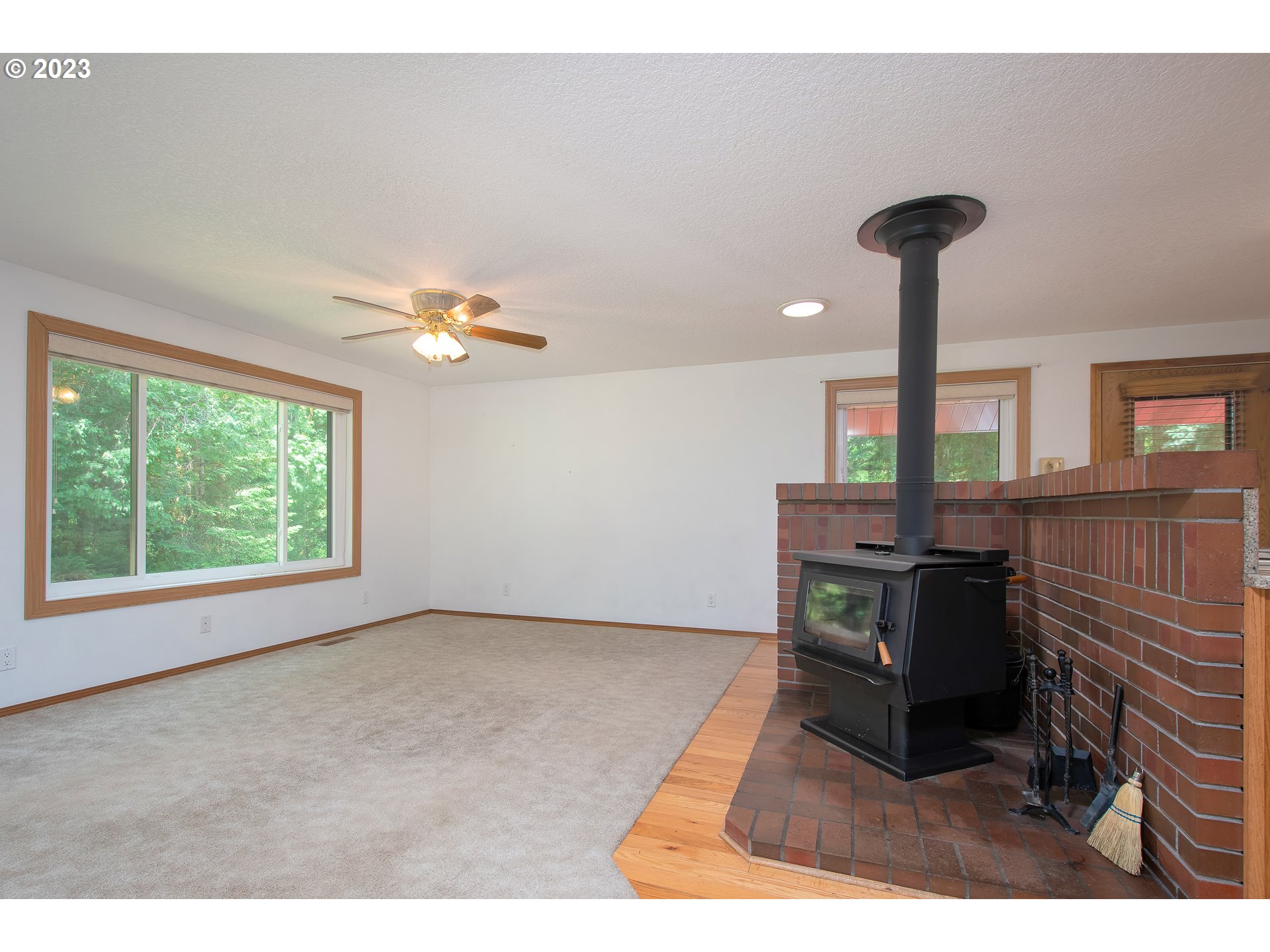 29210 Dutch Canyon Road Scappoose, OR 97056 - Photo 9 of 47 Gallery Image 9