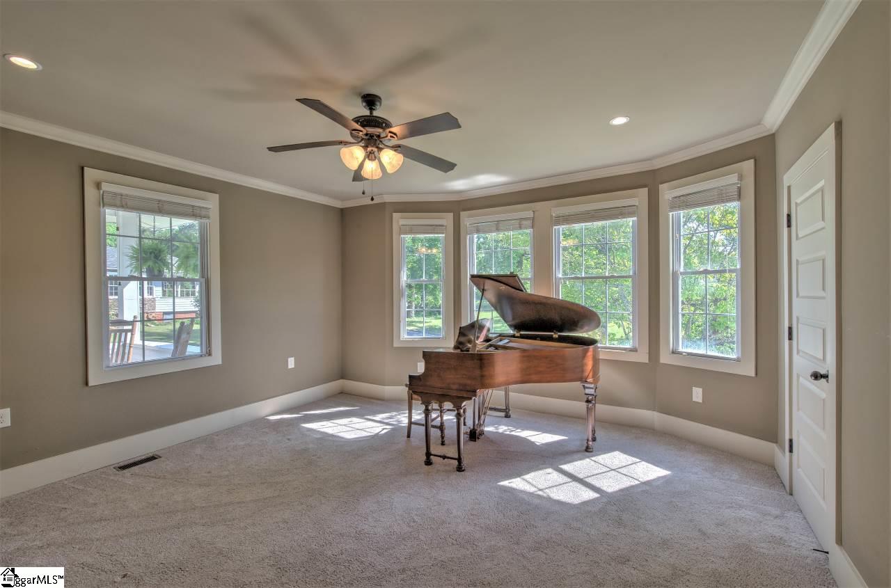 2 Crest Street Lyman, SC 29365 - Photo 10 of 32 Gallery Image 10
