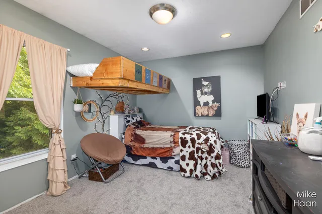 $355,000 | 6487 36th Avenue, Hudsonville, MI 49426