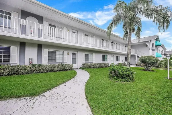$4,800 | 228 Belina Drive, Unit 606, Naples, FL 34104
