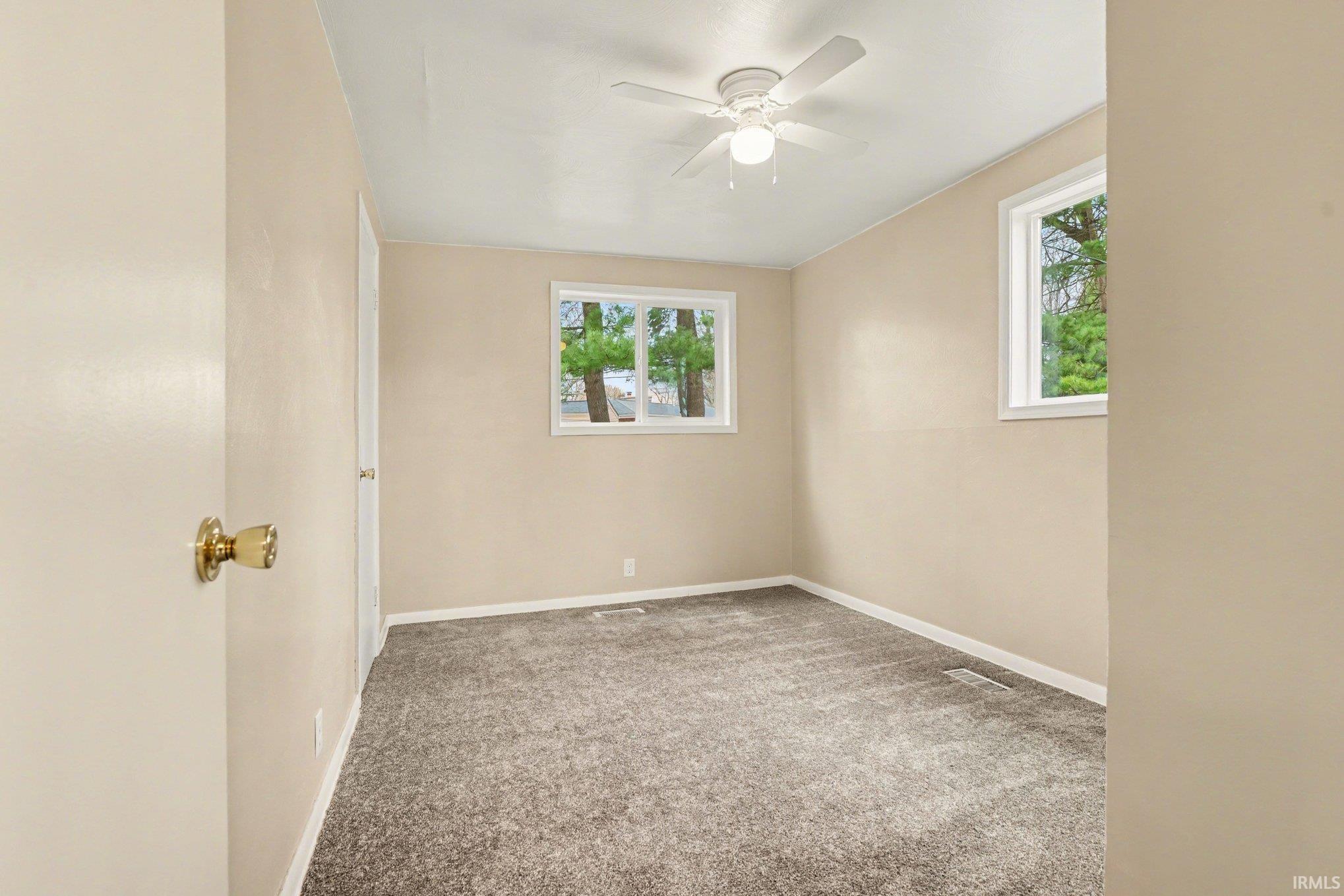 19600 Ruth Avenue South Bend, IN 46614 - Photo 11 of 23