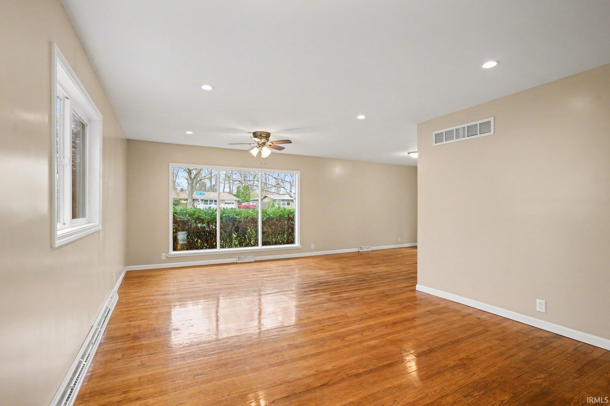 19600 Ruth Avenue South Bend, IN 46614 - Photo 3 of 23