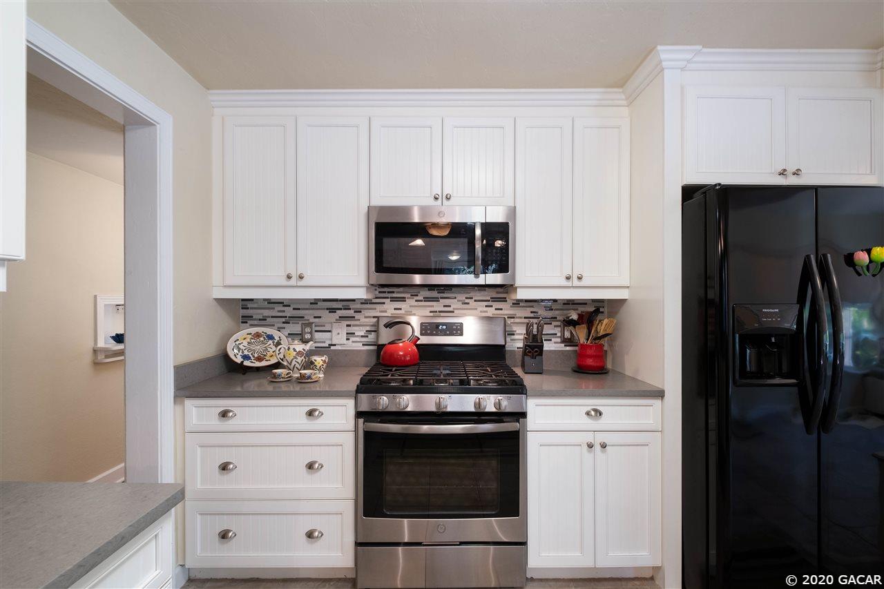 2711 Southwest 4th Place Gainesville, FL 32607 - Photo 11 of 28 Gallery Image 11