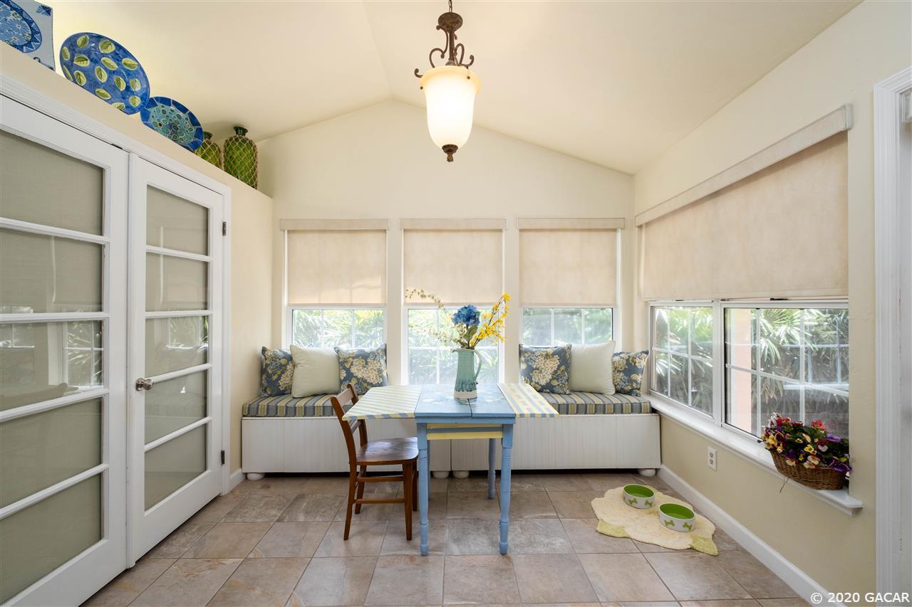 2711 Southwest 4th Place Gainesville, FL 32607 - Photo 13 of 28 Gallery Image 13