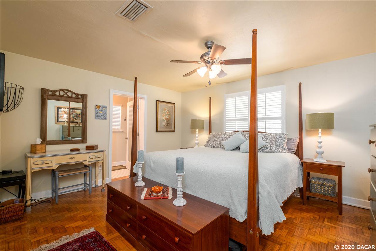 2711 Southwest 4th Place Gainesville, FL 32607 - Photo 15 of 28 Gallery Image 15