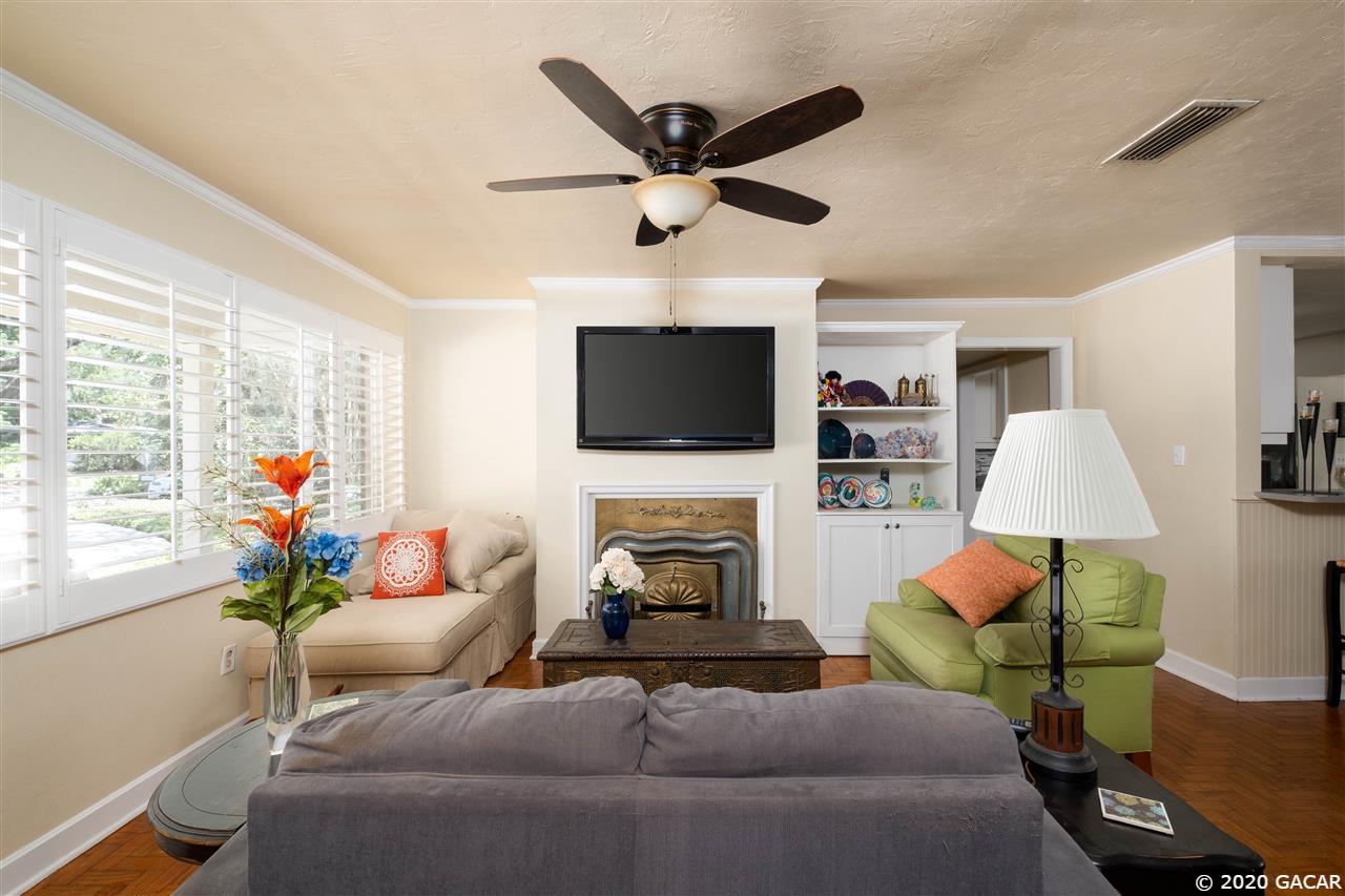 2711 Southwest 4th Place Gainesville, FL 32607 - Photo 6 of 28 Gallery Image 6