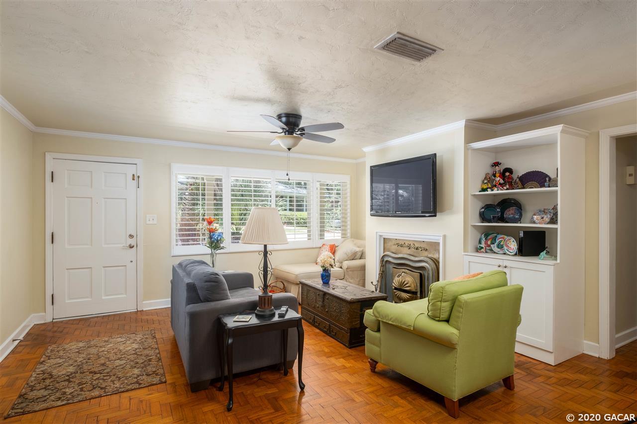 2711 Southwest 4th Place Gainesville, FL 32607 - Photo 7 of 28 Gallery Image 7