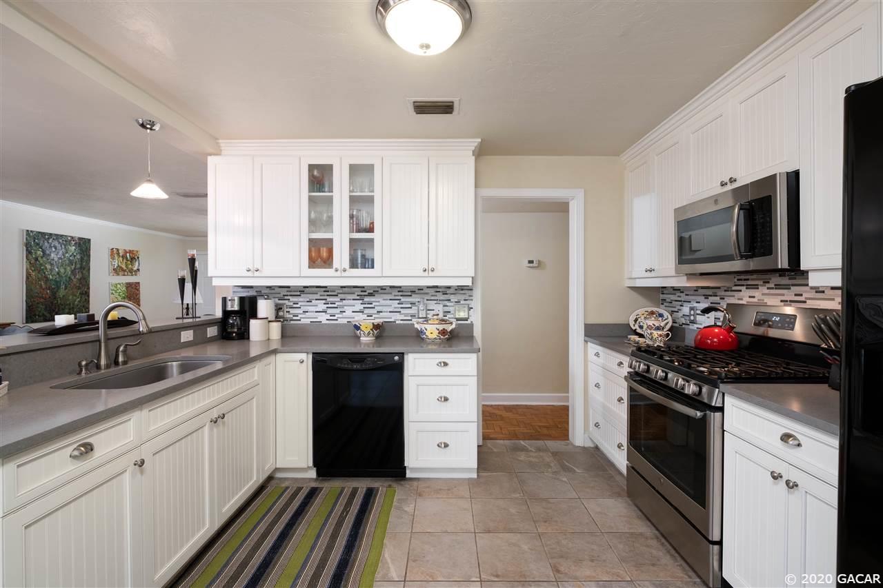 2711 Southwest 4th Place Gainesville, FL 32607 - Photo 10 of 28 Gallery Image 10