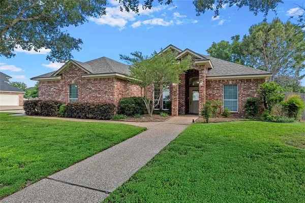 $449,900 | 5612 Plantation Drive, Waco, TX 76708