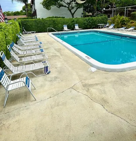 $2,300 | 3201 Northwest 4th Terrace, Unit 65, Pompano Beach, FL 33064