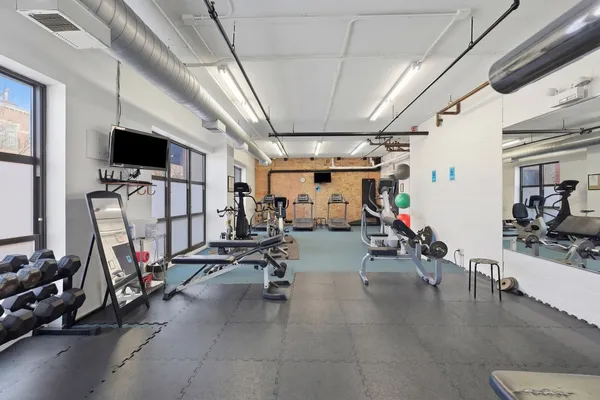 $3,295 | 1735 West Diversey Parkway, Unit 118, Chicago, IL 60614