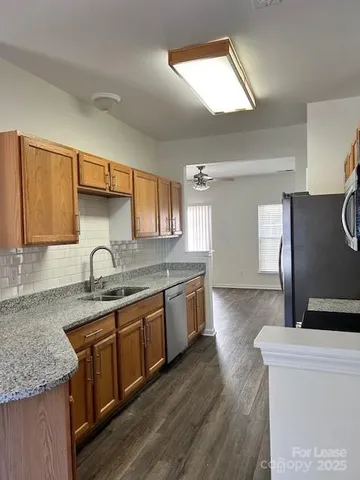 $1,600 | 1091 D Cramerton Village Drive, Cramerton, NC 28032