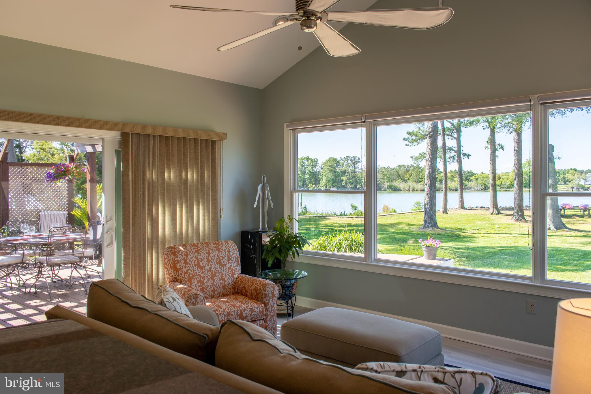 1020 River Point Road Cambridge, MD 21613 - Photo 17 of 45 Sun Room slider to waterside deck