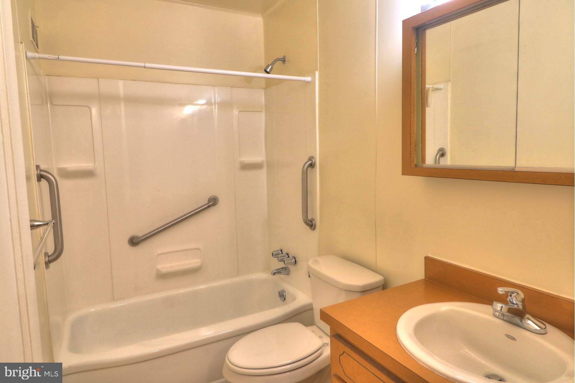 3425 Dunhaven Road Baltimore, MD 21222 - Photo 16 of 20