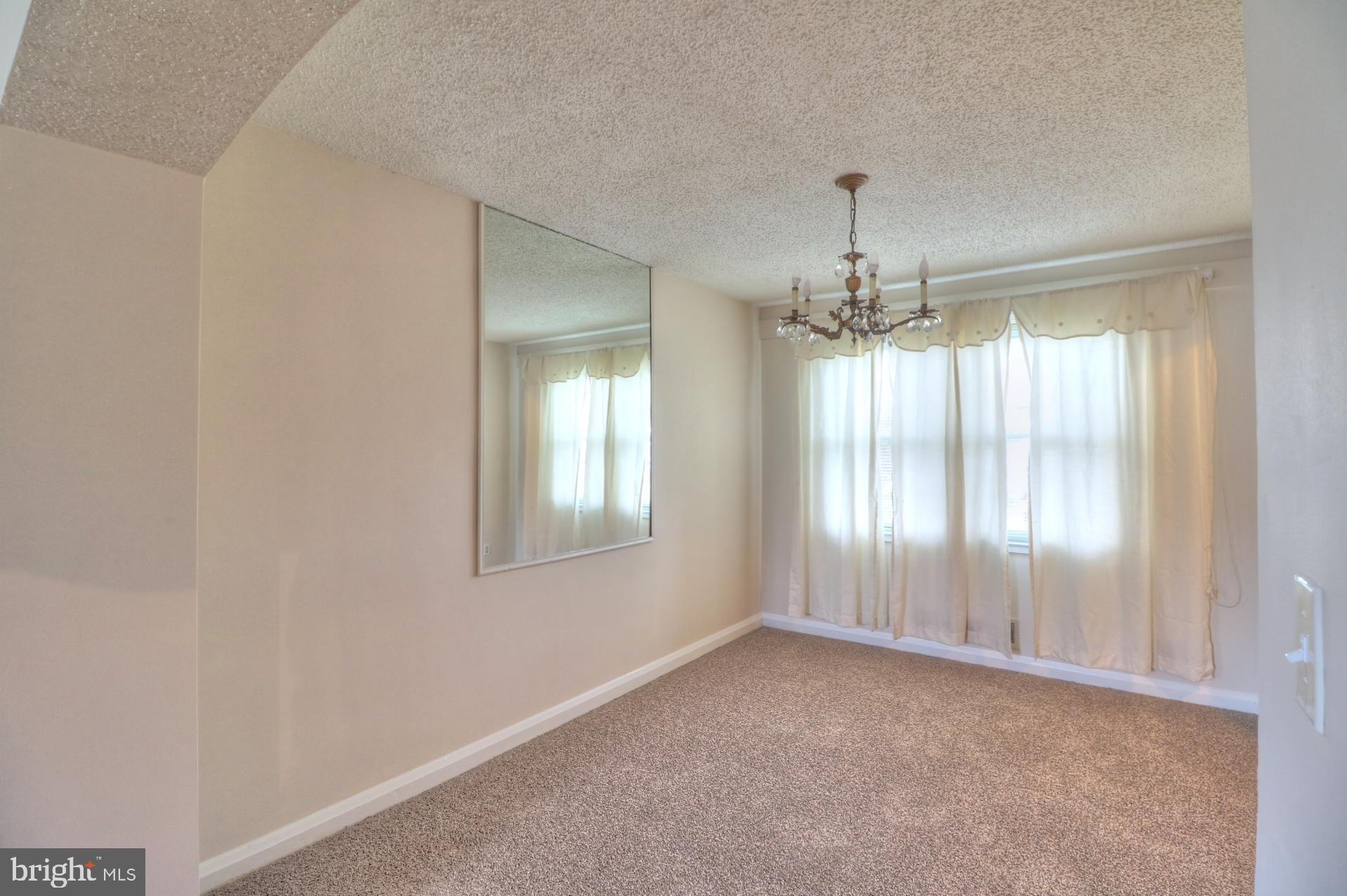 3425 Dunhaven Road Baltimore, MD 21222 - Photo 5 of 20