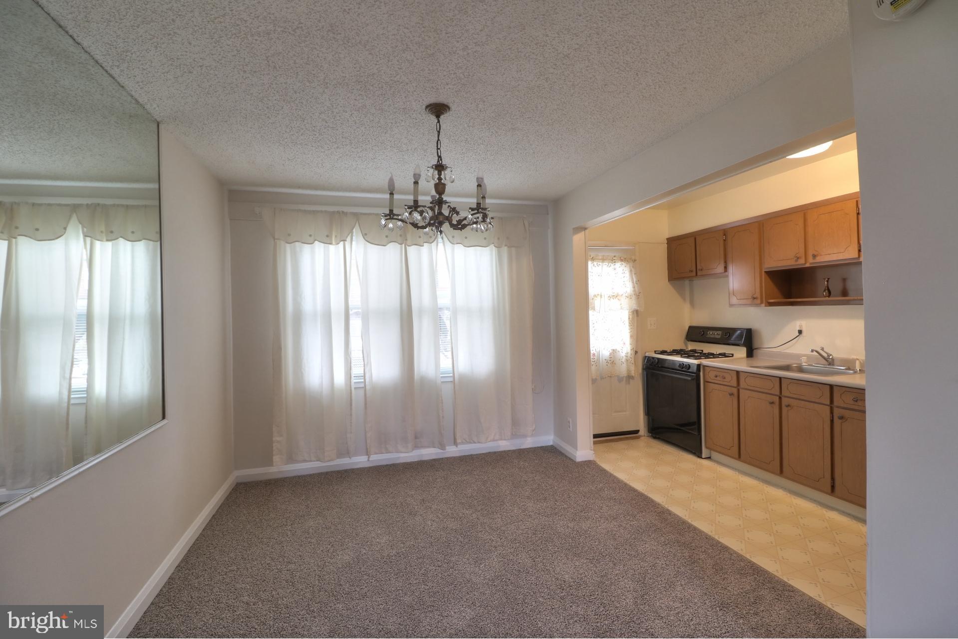 3425 Dunhaven Road Baltimore, MD 21222 - Photo 6 of 20