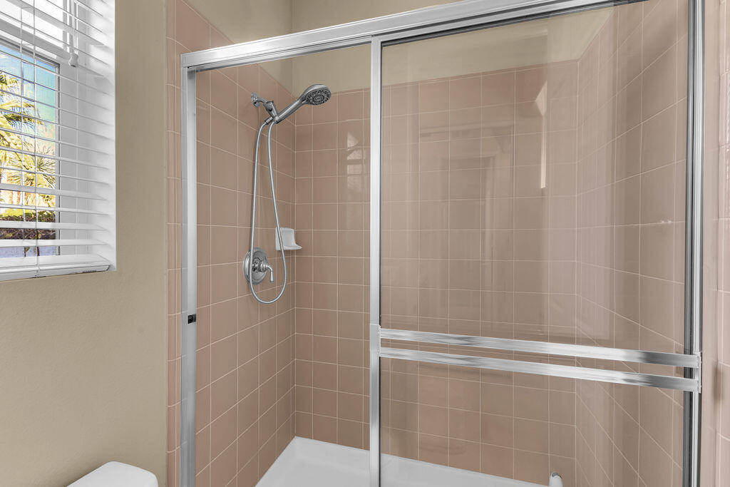 29 Calle La Reina Rancho Mirage, CA 92270 - Photo 35 of 49 a bathroom with a shower