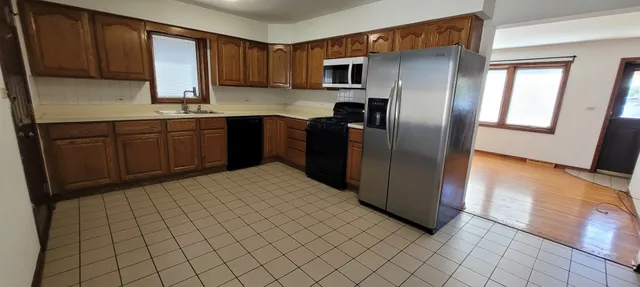 $339,900 | 2829 Elder Lane, Franklin Park, IL 60131