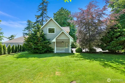 $1,039,000 | 5551 Maple Way, Blaine, WA 98230