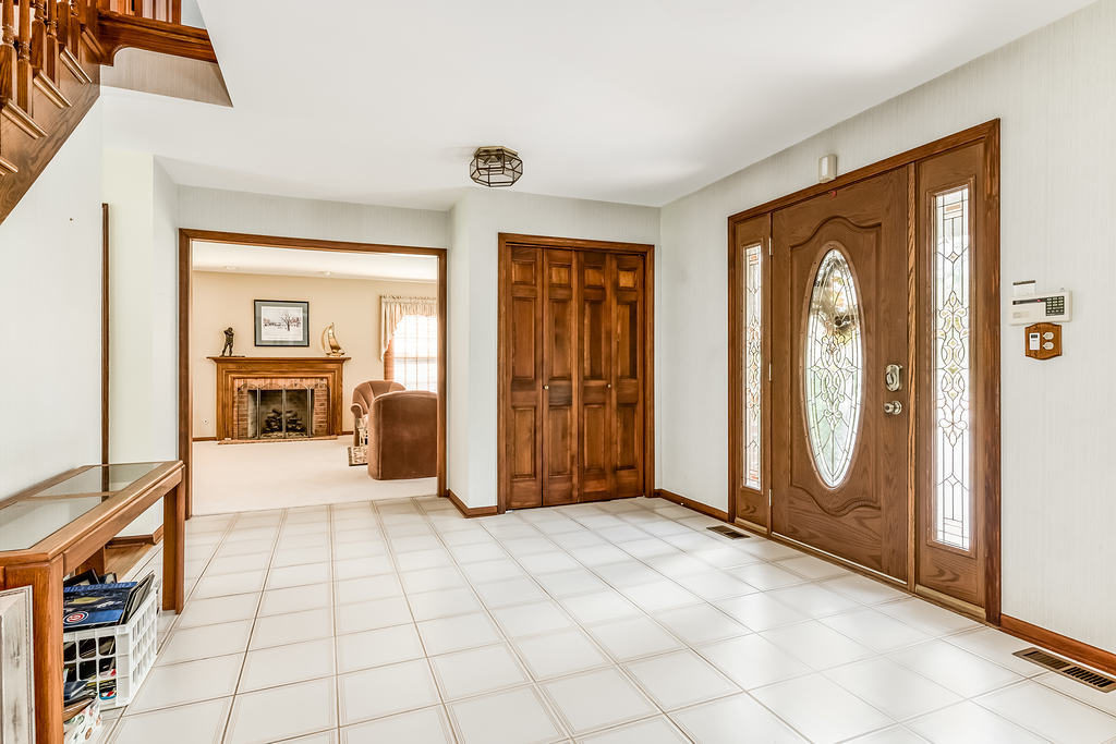 2103 Shetland Road Inverness, IL 60010 - Photo 11 of 31
