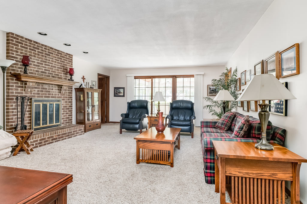 2103 Shetland Road Inverness, IL 60010 - Photo 12 of 31