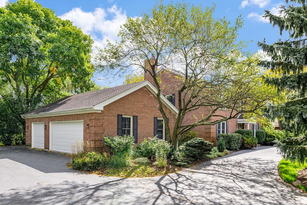 2103 Shetland Road Inverness, IL 60010 - Photo 4 of 31