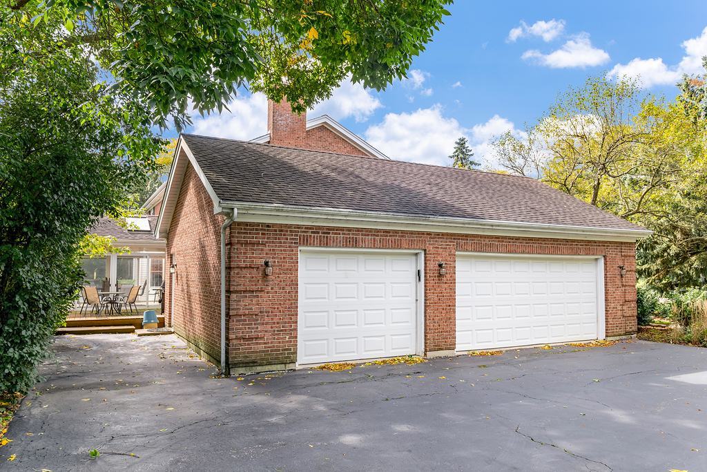 2103 Shetland Road Inverness, IL 60010 - Photo 5 of 31