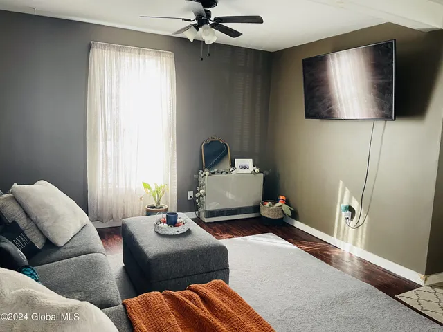 $149,900 | 60 Saunders Street, Whitehall, NY 12887