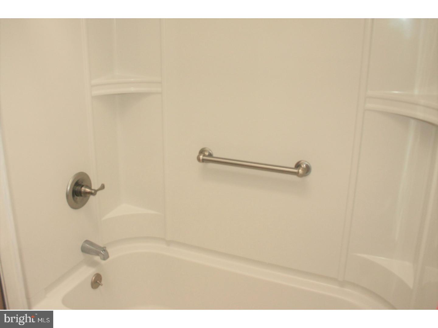 12423 Dunks Ferry Road Philadelphia, PA 19154 - Photo 16 of 25 Bedroom - Main