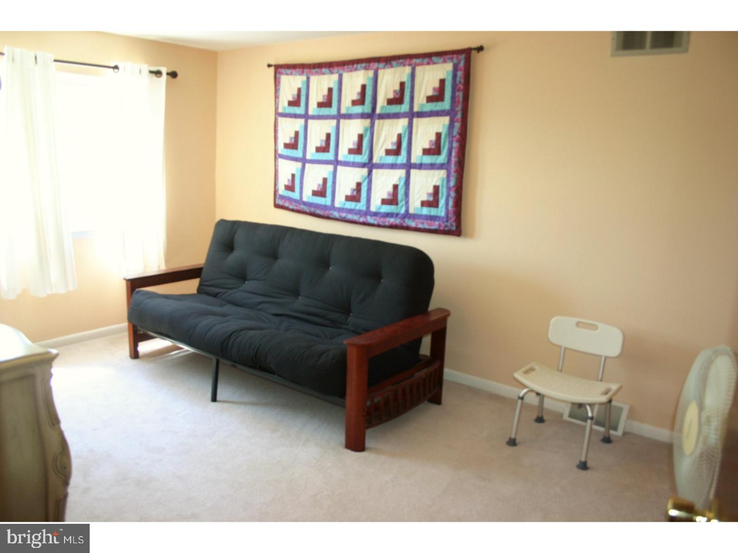12423 Dunks Ferry Road Philadelphia, PA 19154 - Photo 17 of 25 Bedroom 2