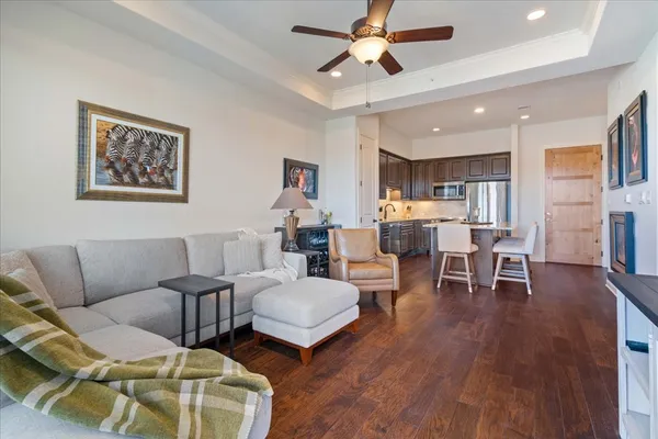 $309,500 | 102 Bella Toscana Avenue, Unit 1304, Lakeway, TX 78734