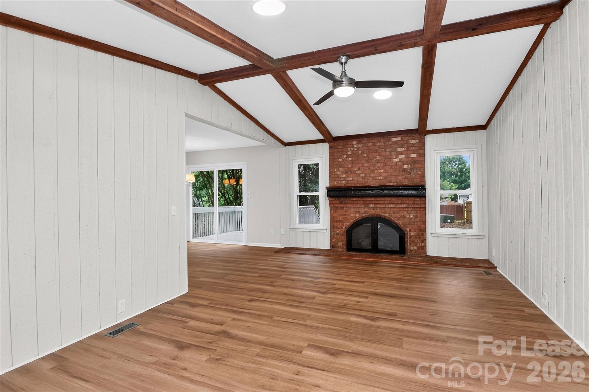 11122 5 Cedars Road Charlotte, NC 28226 - Photo 4 of 21 Gallery Image 4